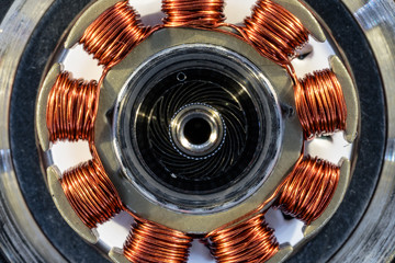 Fototapeta detail of an electric motor of a computer hard disk obraz
