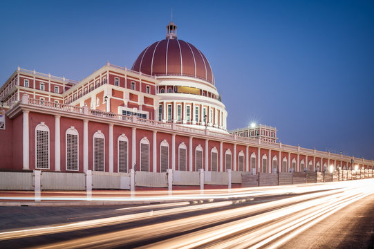 O edif&iacute;cio da nova Assembleia Nacional de Angola, Parlamento