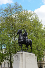 Fototapeta na wymiar Edward VII Rex Imperator Denkmal in London 