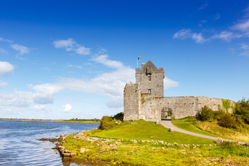 Dunguaire Castle Schloss Burg Turm Irland Reise Mittelalter