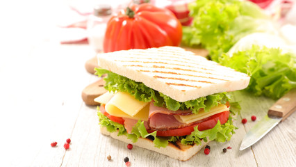 sandwich with cheese and ham