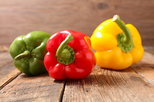 bell pepper on wood background