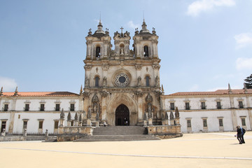 Fototapeta na wymiar Portugal, parvis du monastère d'Alcobaça