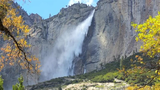 Yosemite Falls, Yosemite National Park, California, USA