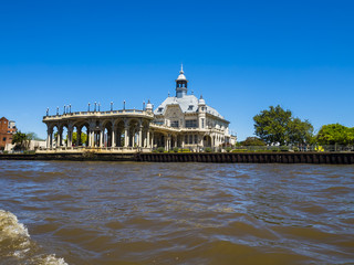 Tigre am Paran&aacute;-Delta, Biosph&auml;renreservat der UNESCO, Kunstmuseum, Buenos Aires, Argentinien