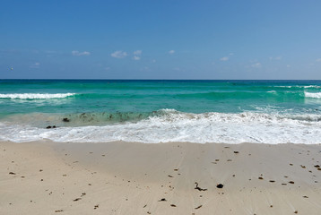 Sea waves and sand beach of Chaweng beach, Koh Samui