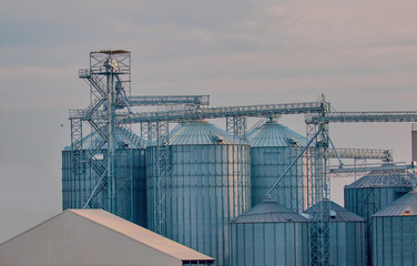 Agricultural Silos, Storage and drying of grains, wheat, corn, soy, sunflower