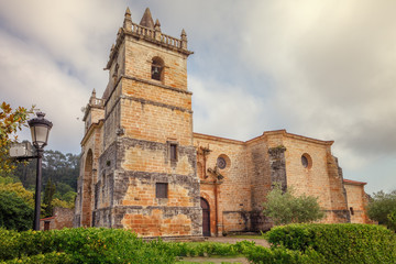 Church of San Martín de Tours located at the municipality of Alfoz de Lloredo (Cantabria, Spain), was built in the mid eighteenth century in baroque style.