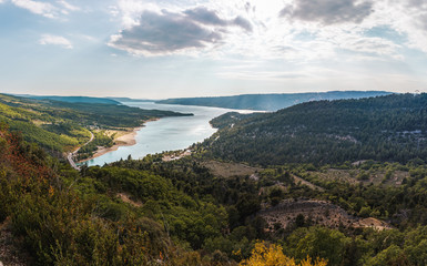 Fototapeta na wymiar Big lake in a wild nature in Provence, France