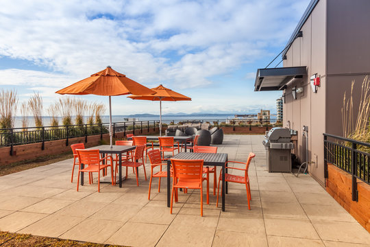 contemporary furnished rooftop deck in Seattle