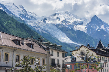 Fototapeta na wymiar Alps and rooftops