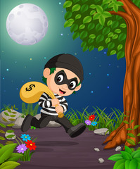 a  thief under the bright fullmoon