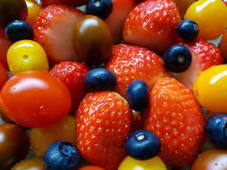 Fresh strawberries Blueberry tomatoes