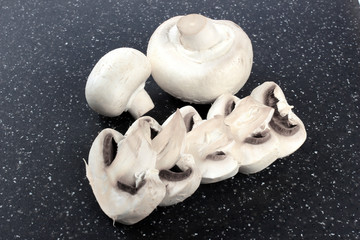 Champignons émincés. Plan de coupe