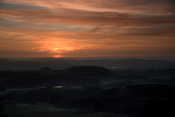 Fototapeta na wymiar Sonnenuntergang im Oberpfälzer Wald