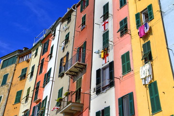 Fototapeta na wymiar Palazzo e Case colorate a Porto Venere Liguria Italia Italia Europa Palace and Colored houses in Porto Venere Liguria Italy Italy Europe 