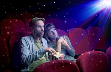 Naklejka premium Lovely couple watching 3D movie