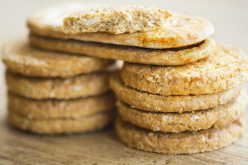 wholemeal bran biscuits