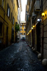 Fototapeta premium an alley in the historical centre of Rome