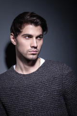 Obraz premium Serious handsome young man