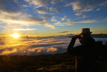 Wandern Berge auf Reunion Insel Sonnenaufgang Aussicht