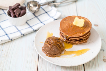 pancake with chocolate ice-cream