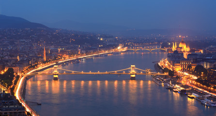 Fototapeta na wymiar Danube river and Szechenyi bridge at Budapest night view