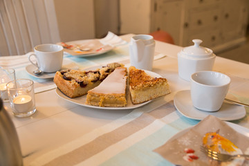 Kaffeetafel mit Kuchen 