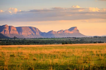 Fotobehang Afrika Zonsopgang boven de waterbergbergen, Zuid-Afrika  © Jandrie Lombard