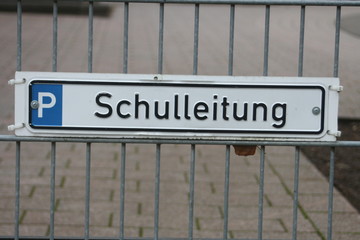 Parkplatz Schulleitung