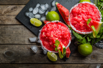 Watermelon margaritas with lime and mint