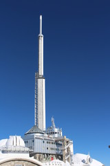 l'antenne du pic du midi