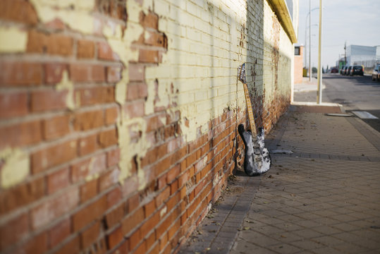 abandoned in the street electric guitar