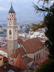 architettura chiesa campanile città panorama