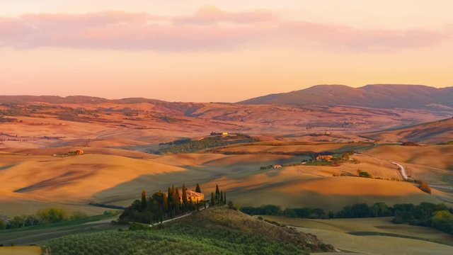 val d'orcia hills landscape timelapse at sunset