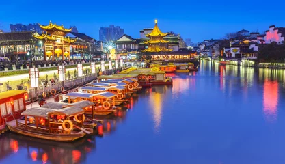 Wandcirkels aluminium Nanjing Confucius Temple scenic region and Qinhuai River. People are visiting. Located in Nanjing, Jiangsu, China. © aphotostory