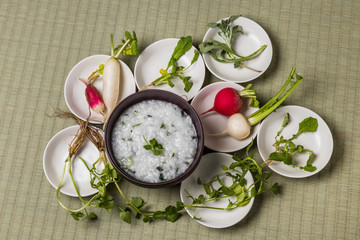 山菜粥　七草粥　Wild grass porridge Japanese food