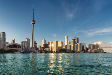 Toronto city skyline at sunset, Toronto, Ontario, Canada. © lucky-photo
