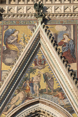 Obraz premium Orvieto (Umbria, Italy), facade of the medieval cathedral, or Duomo