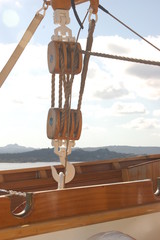 barca sulla nave