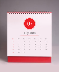 Simple desk calendar 2018 - July