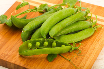 Ripe green peas