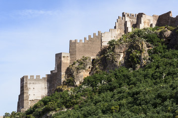 Fototapeta na wymiar Muralla en el castillo de Sagunto. Valencia. España