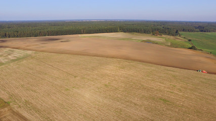 Fototapeta na wymiar areal view of fields 