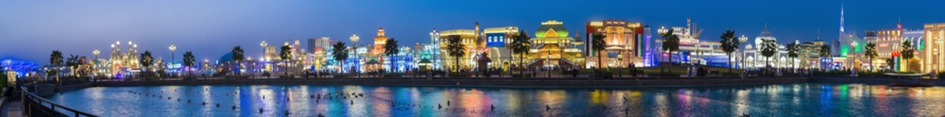 Naklejka premium Panoramic view of the park entertainment center Global Village in Dubai