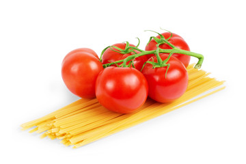Pasta spaghetti with pesto sauce, fresh basil and cherry-tomatoes