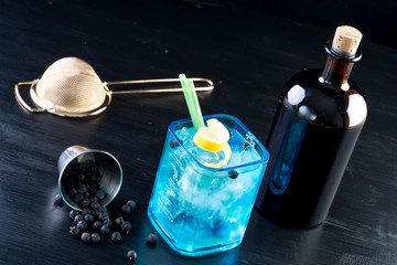 fancy gin and tonic selection drink alcohol cocktail craft fresh fruit spices mint glass bar 