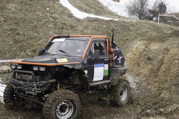 Slip on rough terrain on reinforced serial all-wheel drive jeeps