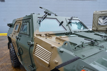 軍用車