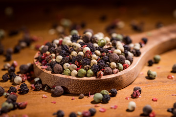 Mixed peppercorns. Dry mix peppercorns close up